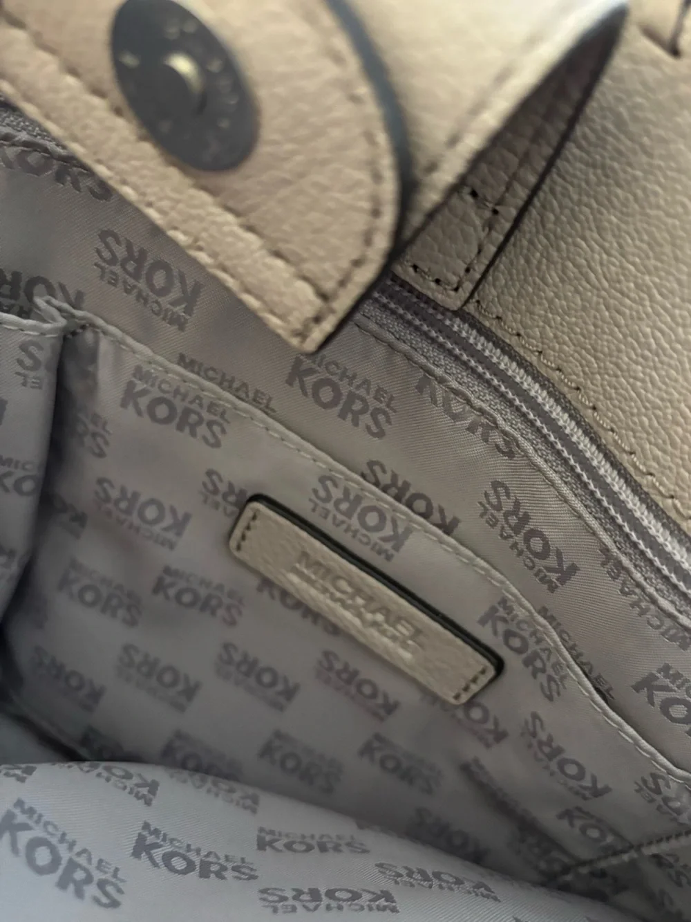 Michael Kors Whipped Hamilton Large EW Tote Color Cement